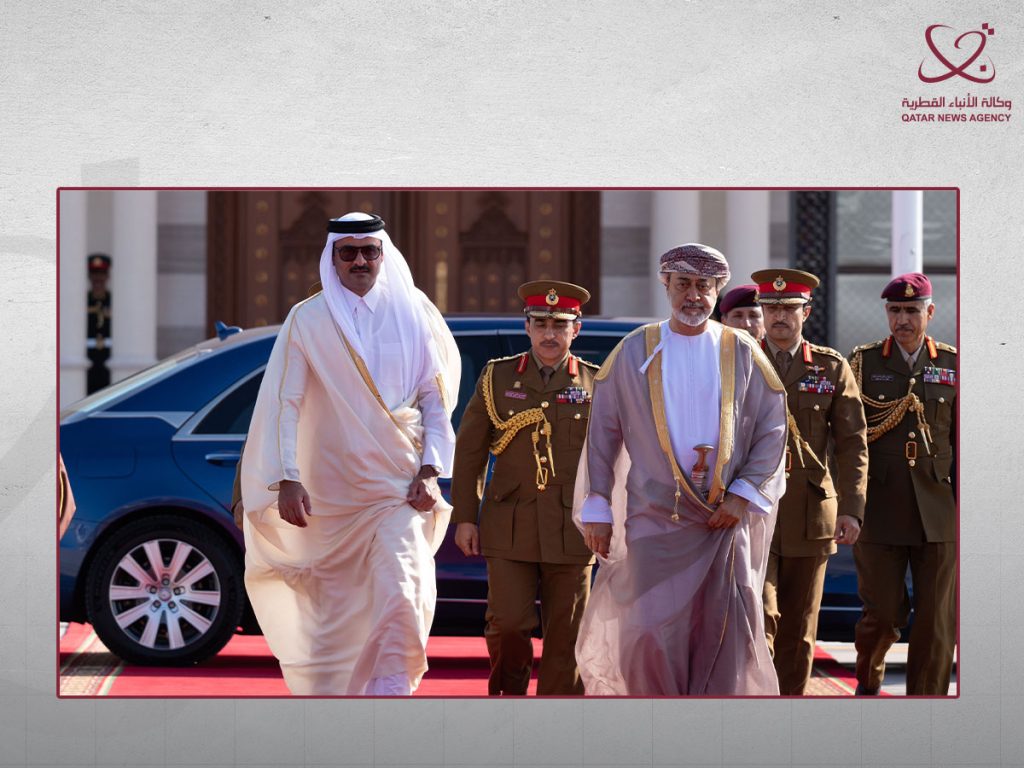 Qatar Amir leaves Muscat