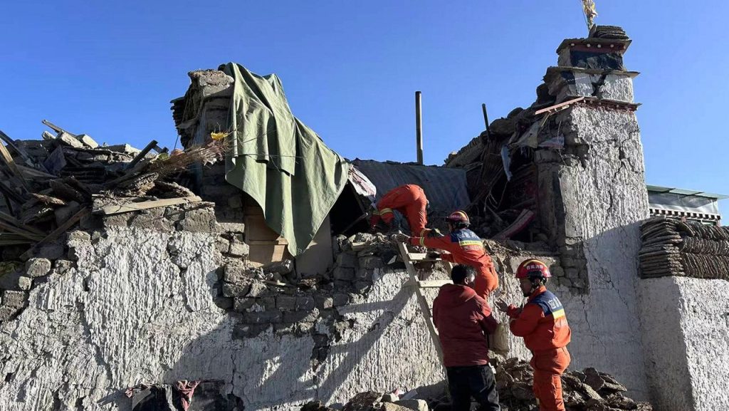 Tibet earthquake: Rescuers battle freezing temperatures to save survivors
