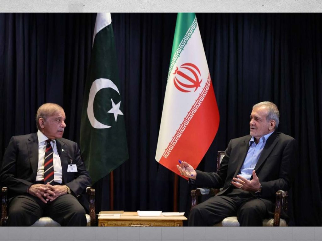 Pakistani PM, Iranian President discuss Bilateral relations, regional developments