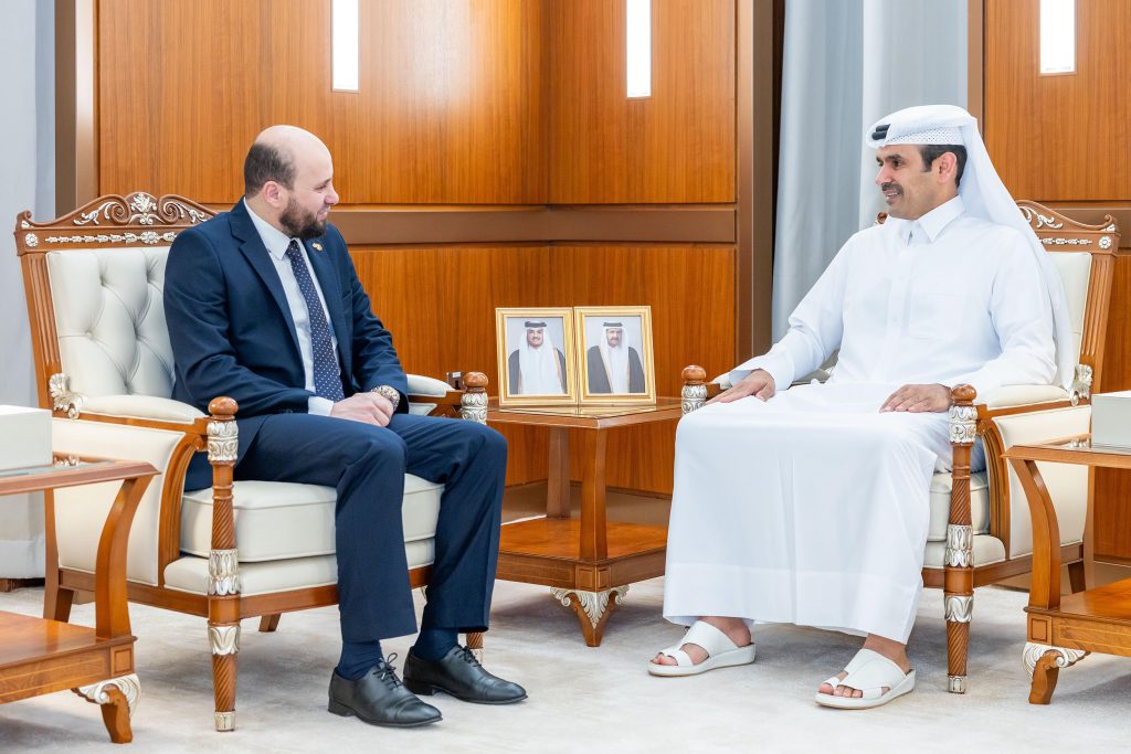 Minister Saad Sherida Al-Kaabi meets Syria’s Energy Minister
