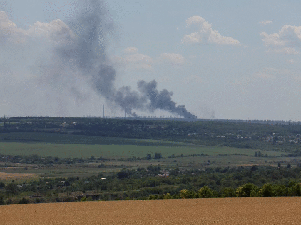 Ukrainian Attack Damages Power Plants in Russian-Controlled Parts of Donetsk