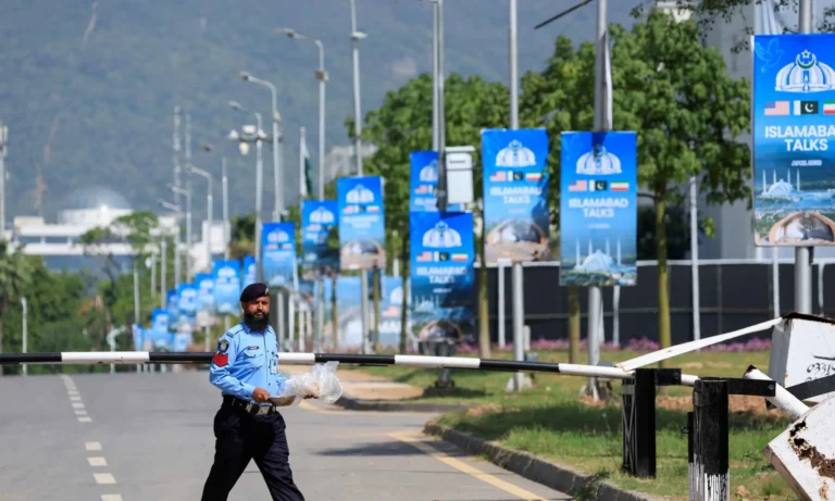 Pakistan Awaits Iran Decision on US Peace Talks Participation