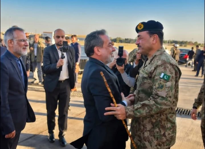 Pakistan Army Chief Visits Tehran for Mediation Push