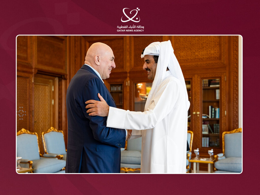 Qatar Amir Receives Italy’s Defense Minister