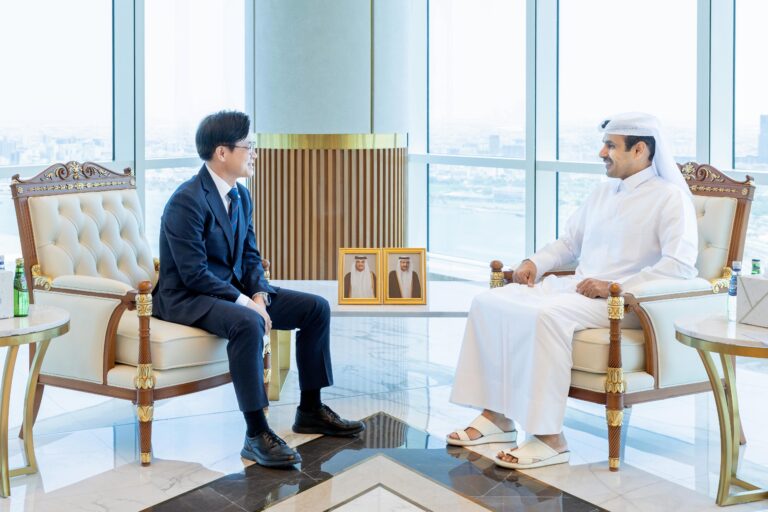 H.E. Minister Saad Sherida Al-Kaabi meets Korea’s Minister of Trade, Industry, and Resources