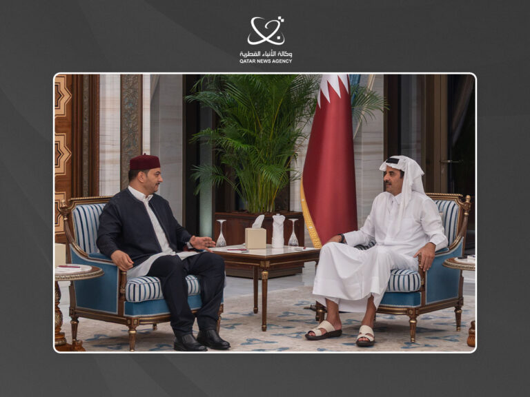 Qatar Amir Meets with Saddam Haftar