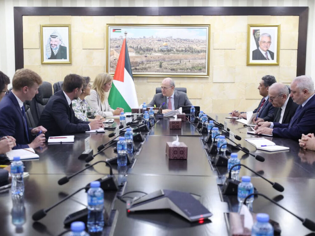 Palestinian PM Warns of Persistent Gaza Cataclysm, Relief Disruption