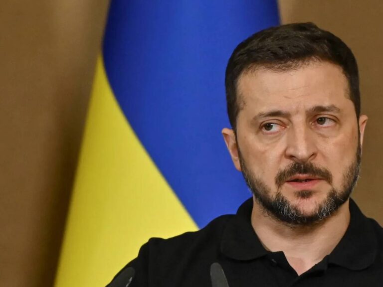 Ukrainian President Rebuffs Calls for Wartime Polls