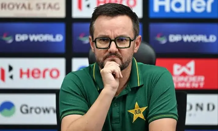 Hesson seeks greater variety in Pakistan attack