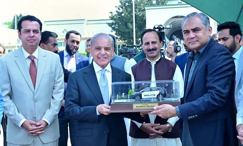 PM Shehbaz Hands Over 50 Electric Vehicles to Islamabad Police