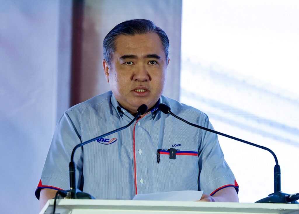 Malaysia Transport Minister Resigns Over Najib House Arrest