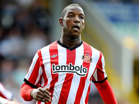 Former Premier League Defender Joins Pakistan Football Team