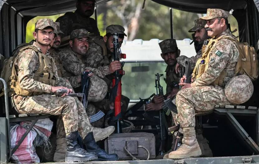 Armed Assailants Attack Pakistan Customs Station, Sepoy Injured