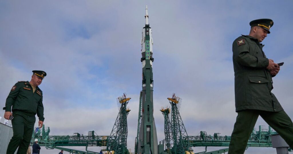 Russian PM Highlights Space Industry’s Economic Importance