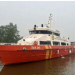 Indonesia Rescuers Search for 243 Missing Passengers in Java Sea