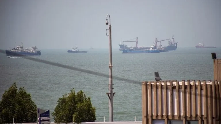 Hormuz Disruptions Pose Major Threat to Global Trade
