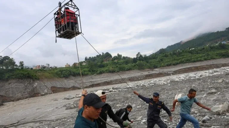 Nepal China Flood Death Toll Reaches 1,318, Thousands Missing