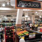 US Consumer Confidence Falls to Lowest Level Since 2014