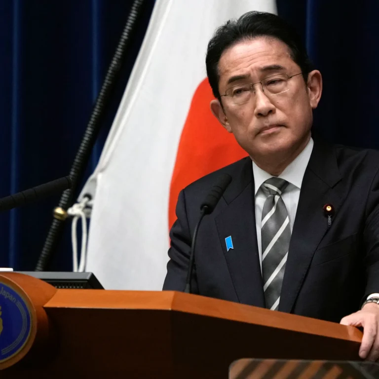 Japan Opposition Urges Farm Minister to Resign Over Scandals