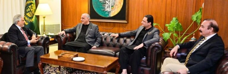 AJK Leaders Meet Ishaq Dar to Discuss Regional Development Projects