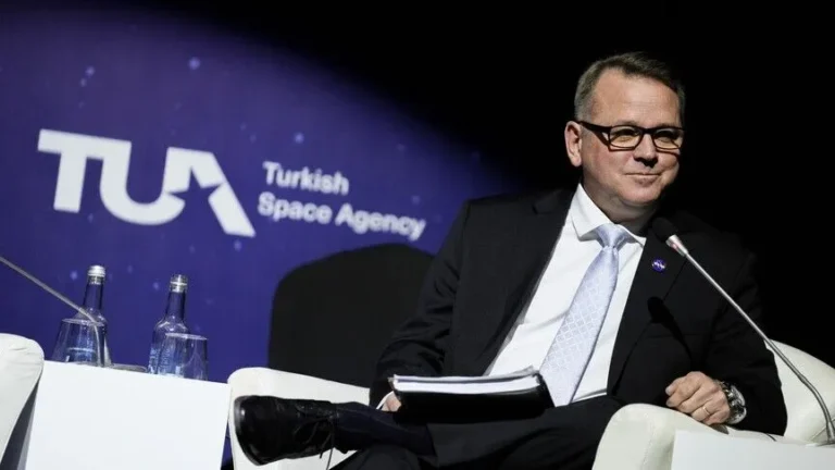 NASA Says Russia China Could One Day Join Artemis Accords