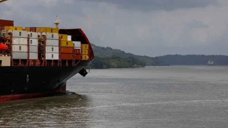 Iranian Guards Say Container Ship Sinks After Mine Strike