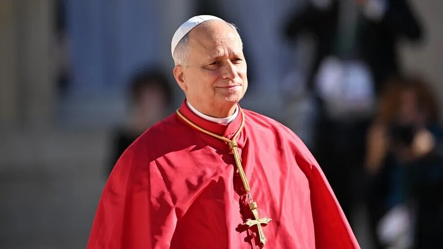 Pope Leo XIV to Undergo Lung Surgery at Rome Hospital