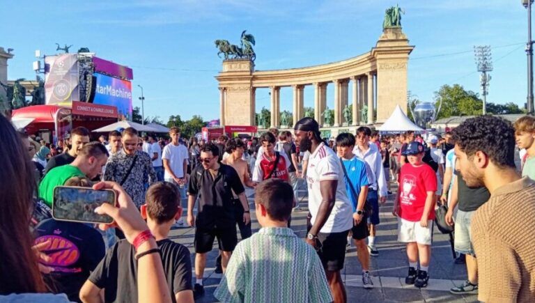 Hungary Tourism Sector Sees Sharp Decline in August