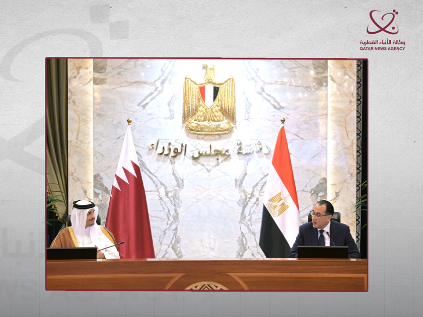 Egyptian Prime Minister meets Qatar Prime Minister and Minister of Foreign Affairs