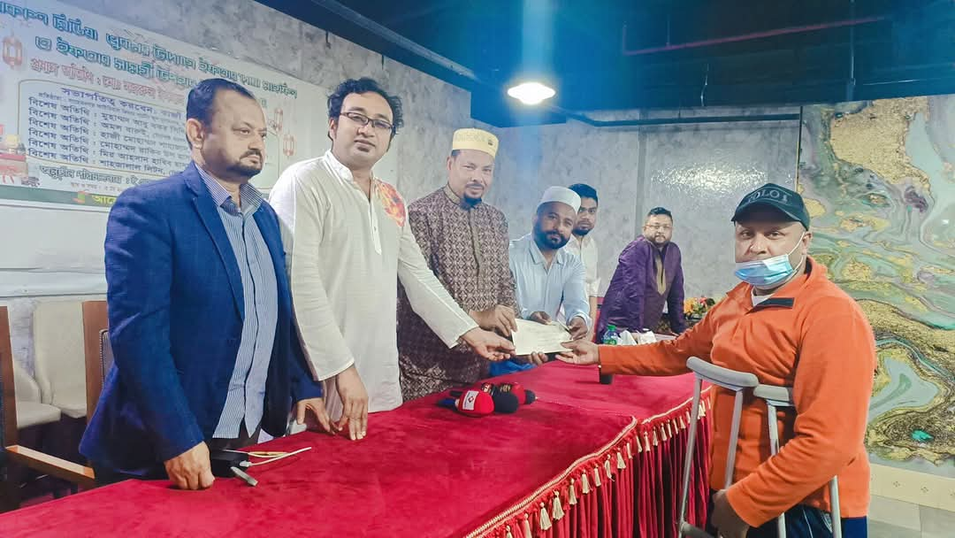 Akash Media Bhuban hosts Iftar Doa Mahfil and Gift Distribution Ceremony in Qatar