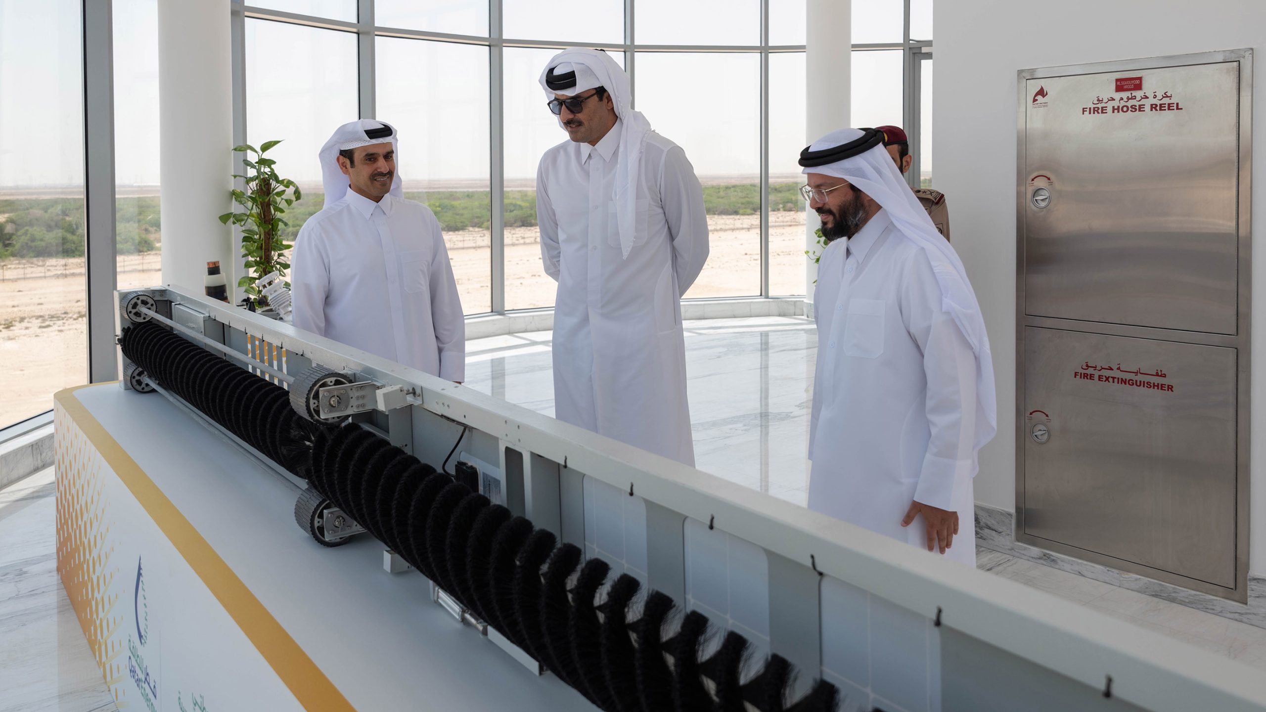 HH Qatar Amir inaugurates Ras Laffan and Mesaieed Solar Power Plants
