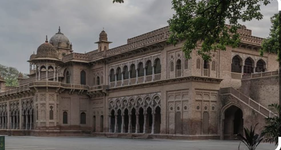 ایچی سن کالج لاہور: پاکستان کا ایک شاندار تعلیمی ورثہ