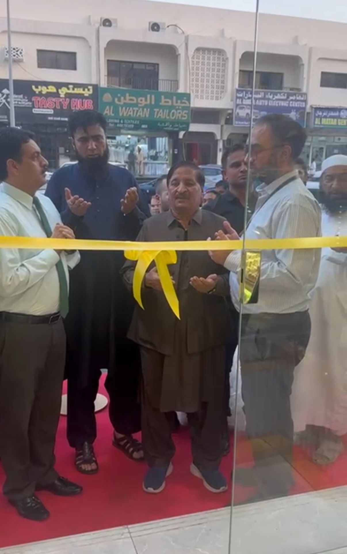 Rahamat Shirin opens first branch in Doha