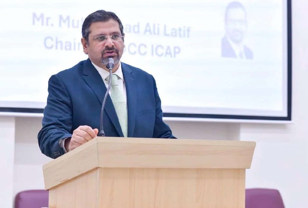 Pakistani Envoy in Doha Urges Accountants to Lead with Integrity, Unity