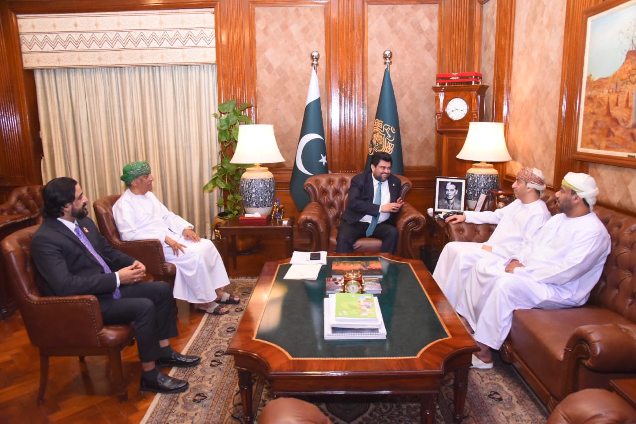 عمان کے 55ویں قومی دن کے پر مسرت موقع پر شیخ سید فیاض علی شاہ کی قیادت میں عمانی وفد  کا دورہ ْ پاکستان