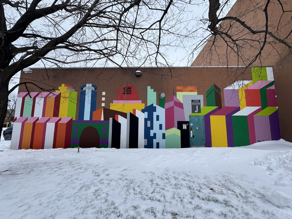 Qatari Artist Unveils New Minneapolis–St. Paul Mural Inspired by Legacy of Qatar-USA 2021 Year of Culture