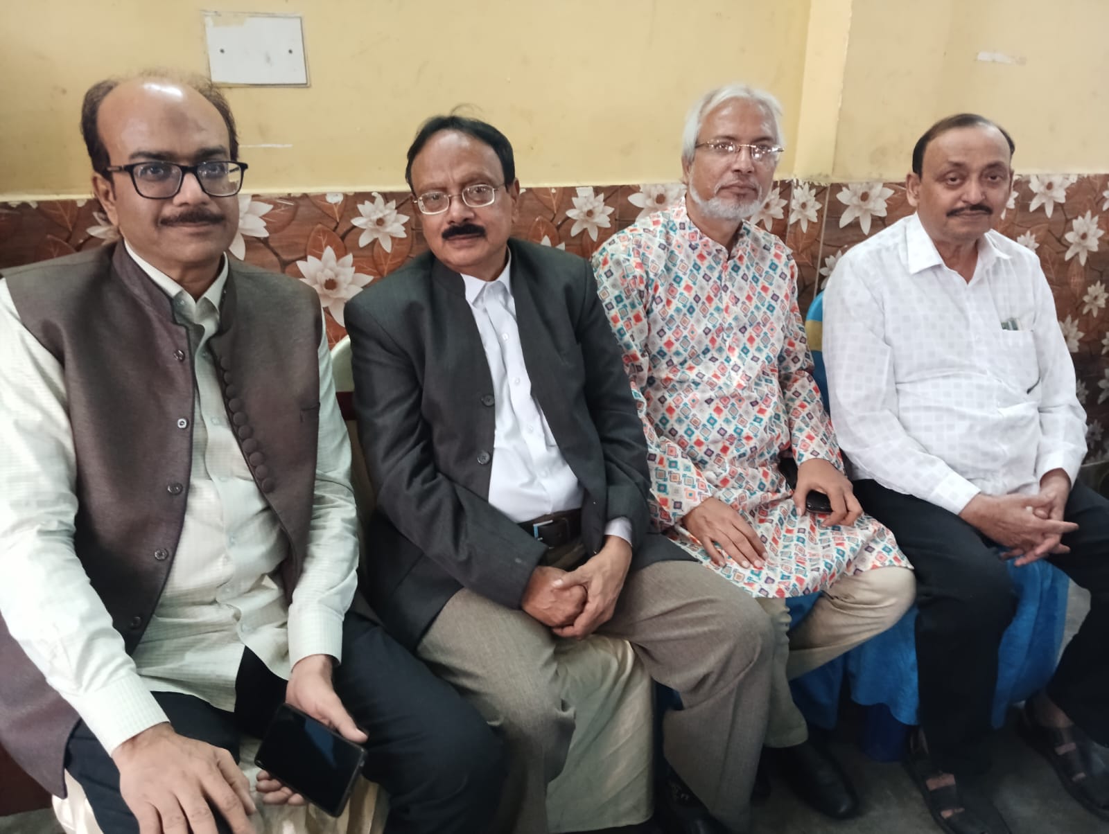 ڈاکٹر خورشید اقبال کی پوتی مریم ضیا کو اقبال مندی کی دعائیں