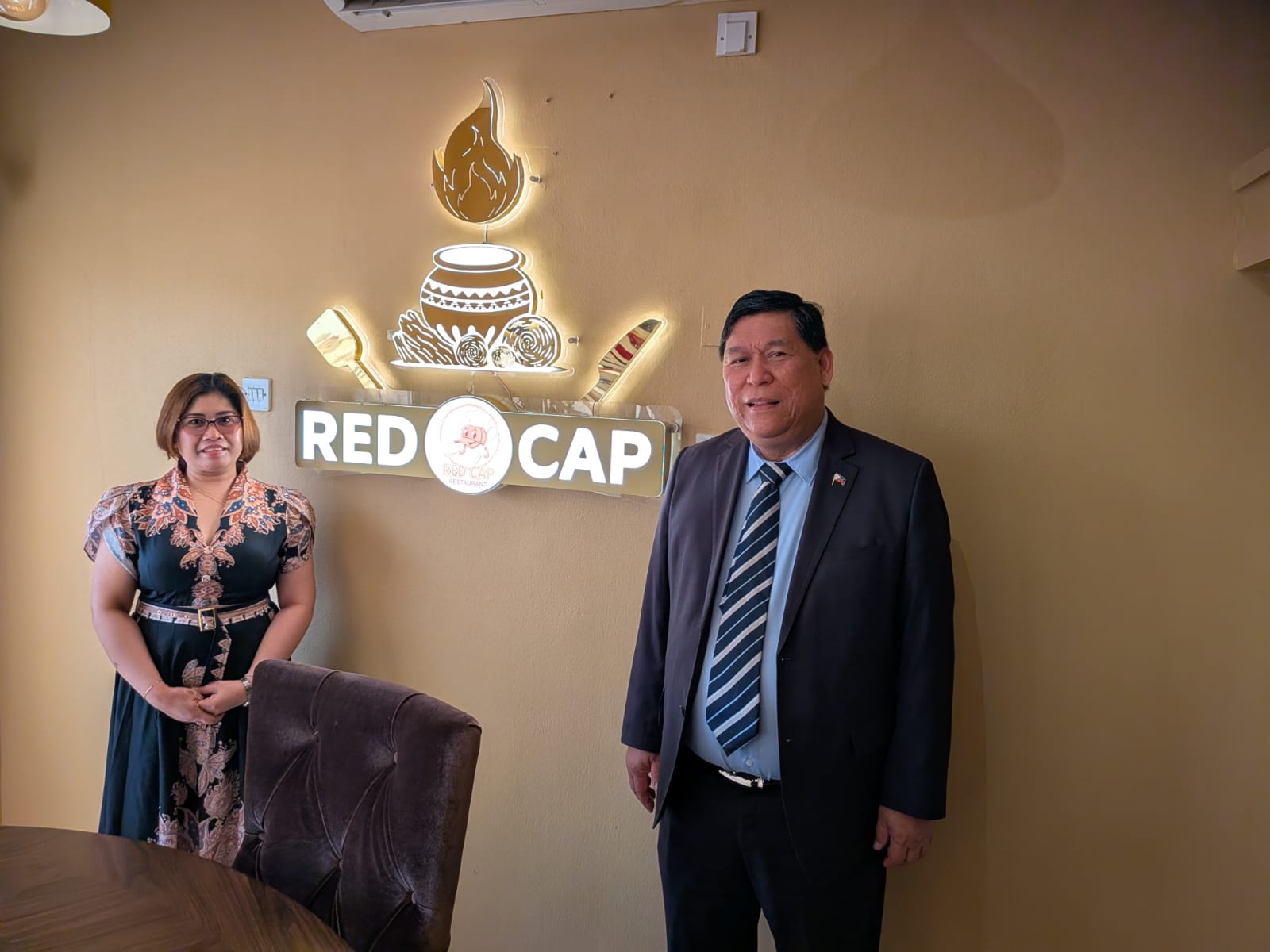 RedCap Restaurant Celebrates Grand Opening With Community Leaders
