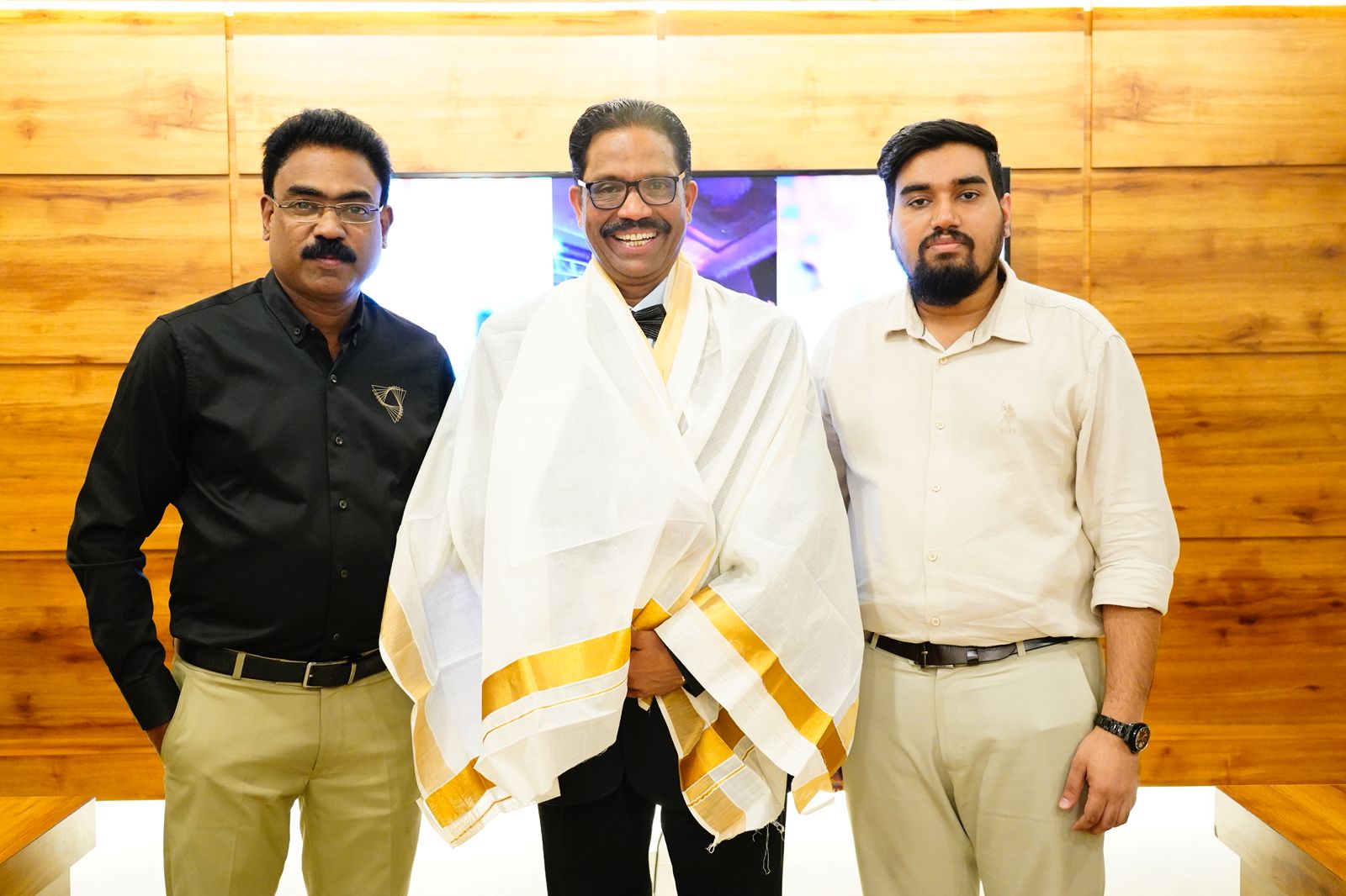 Green Jobs Honours Global Ratna Award Winner Dr. Amanulla Vadakkangara