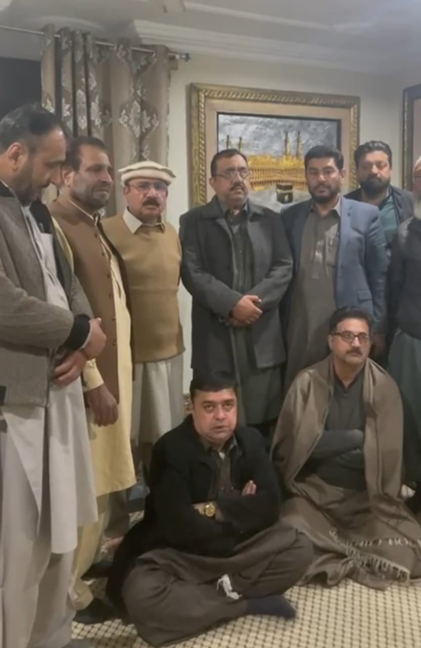 ٹل قومی فلاحی اتحاد پشاور کی جانب سے مدرسے کی مالی معاونت