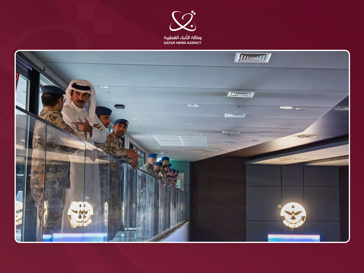 Qatar Amir Visits Air Operations Center