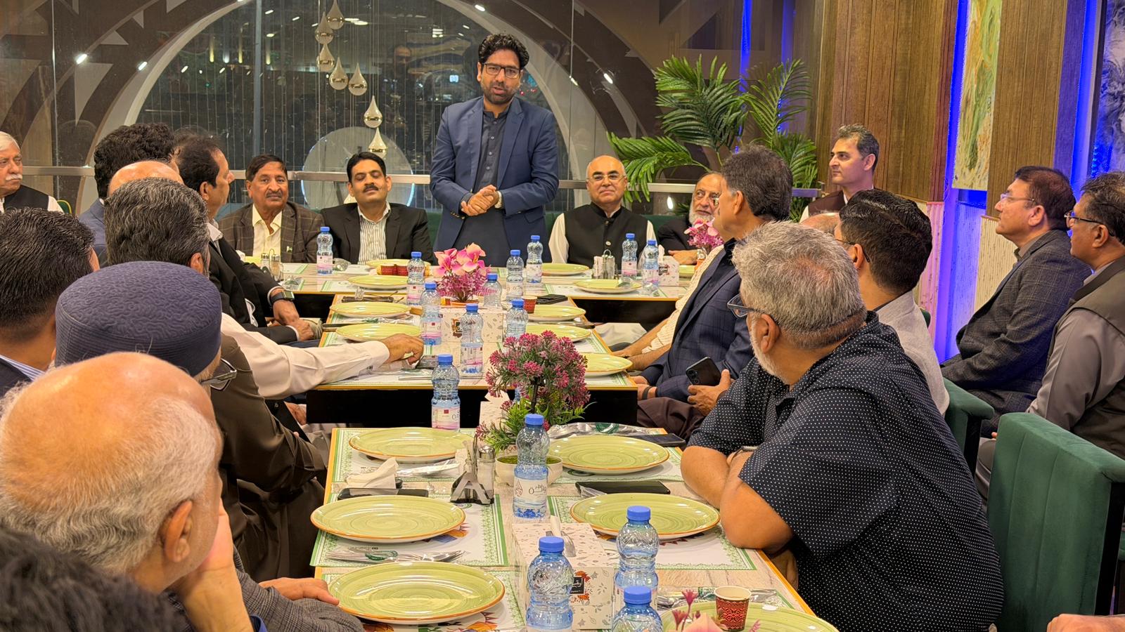 پی آئی اے قطر کے کنٹری منیجر ملک وقاص کے اعزاز میں دوحہ میں پُروقار الوداعی عشائیہ