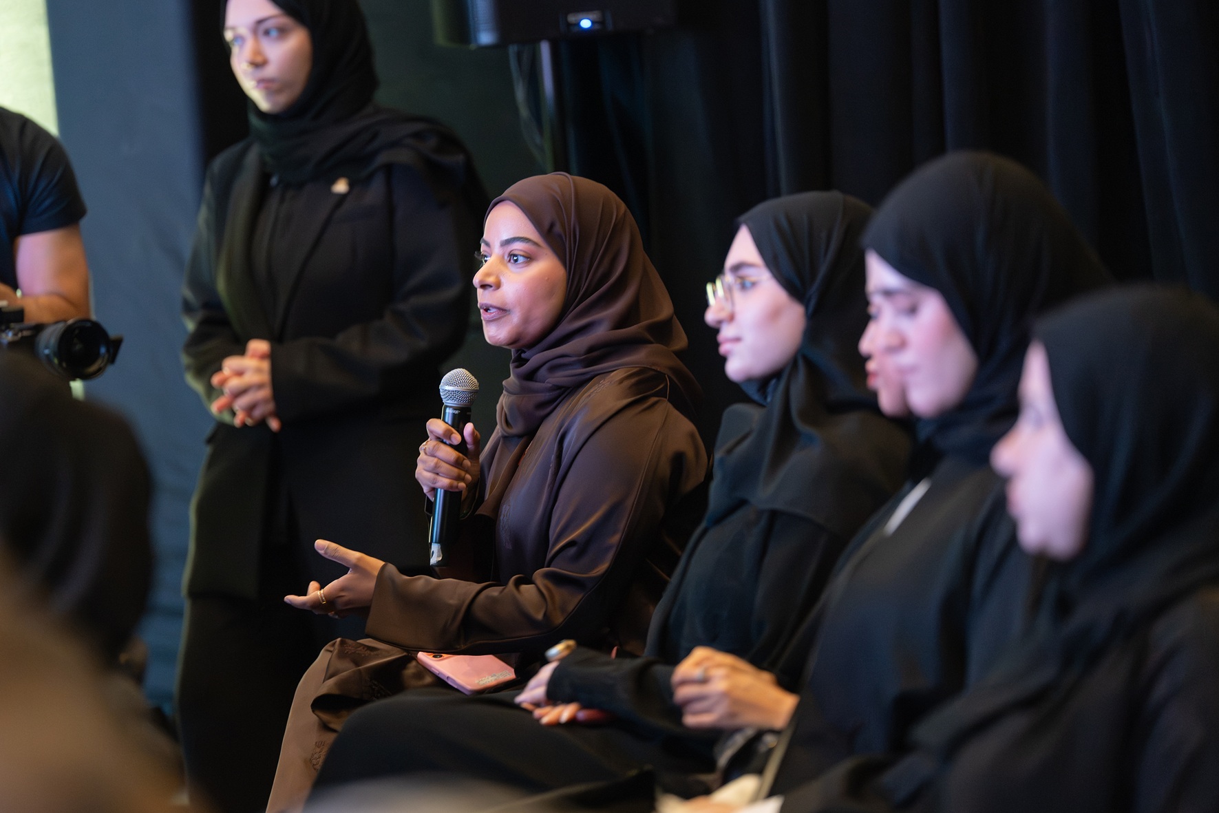 QatarDebate Center’s “Qatar Connects” Series Explores Local Production as a Priority for Qatar’s Future
